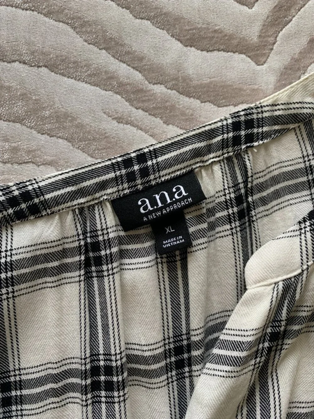 a.n.a A New Approach Plaid Faux-Wrap Long Sleeve Draped Blouse Size XLarge